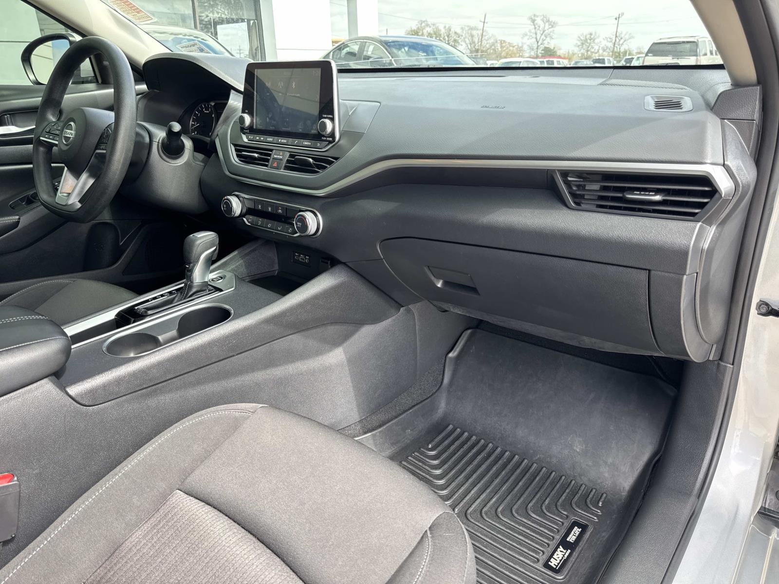 2022 Nissan Altima 2.5 SV Sedan