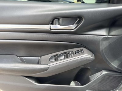 2022 Nissan Altima 2.5 SV Sedan