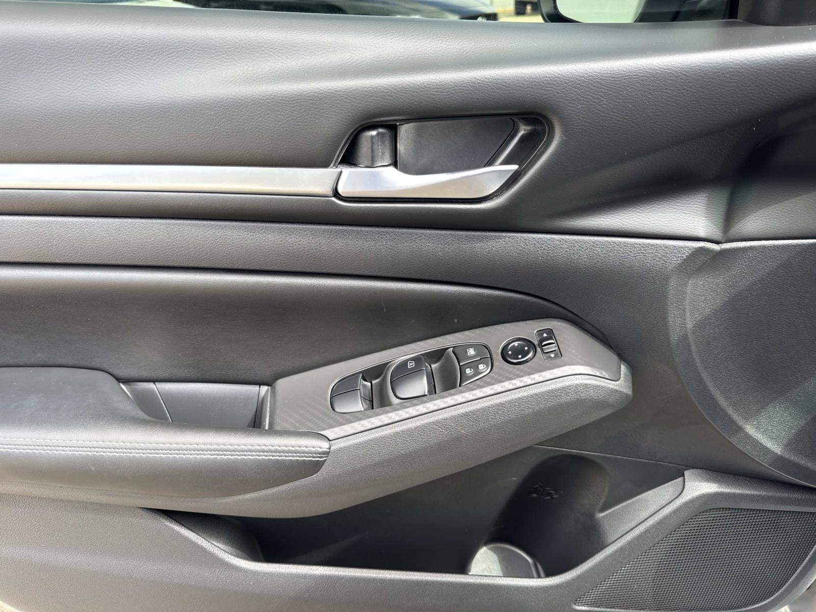 2022 Nissan Altima 2.5 SV Sedan