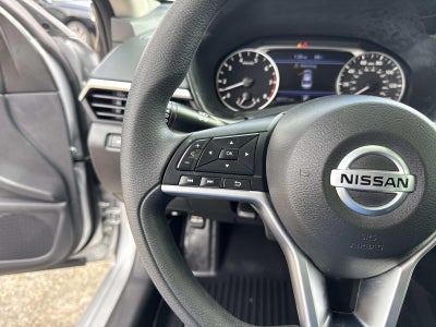 2022 Nissan Altima 2.5 SV Sedan