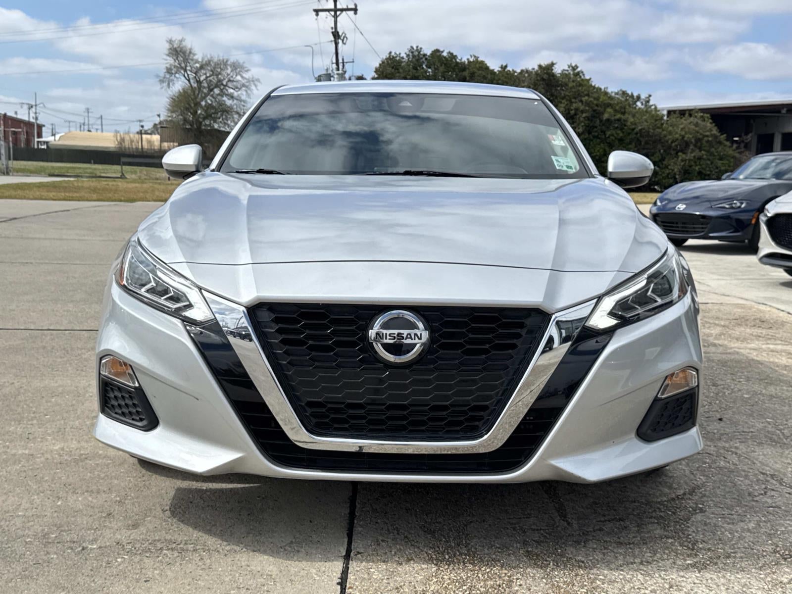 2022 Nissan Altima 2.5 SV Sedan