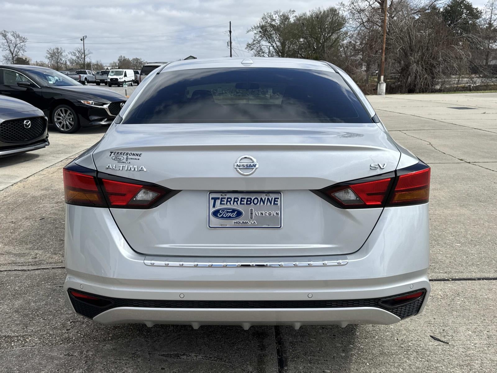 2022 Nissan Altima 2.5 SV Sedan