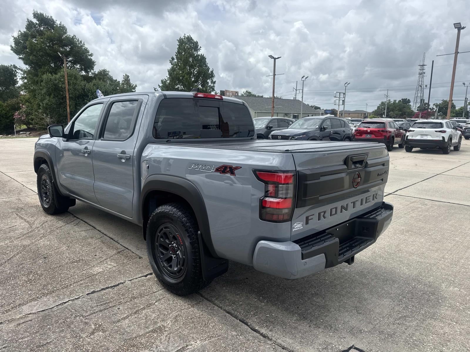 2025 Nissan Frontier Crew Cab 4x4 PRO-4X