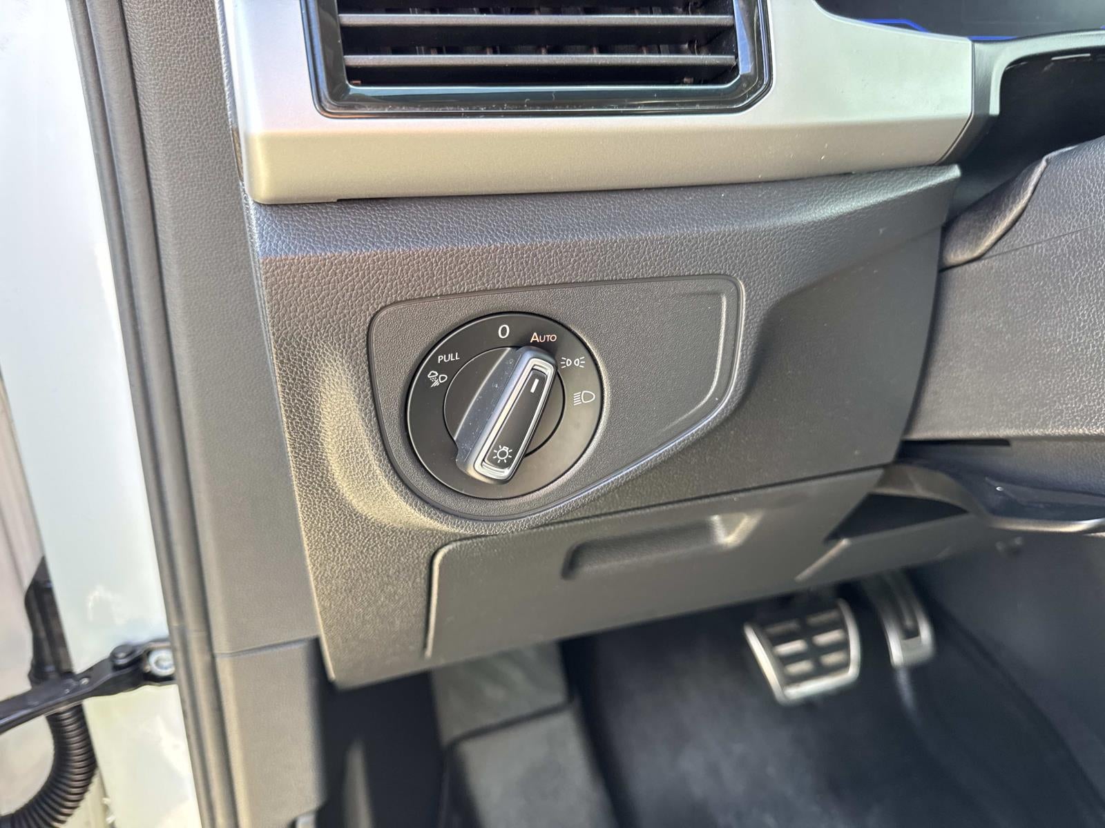 2021 Volkswagen Atlas 3.6L V6 SEL R-Line FWD *Ltd Avail*