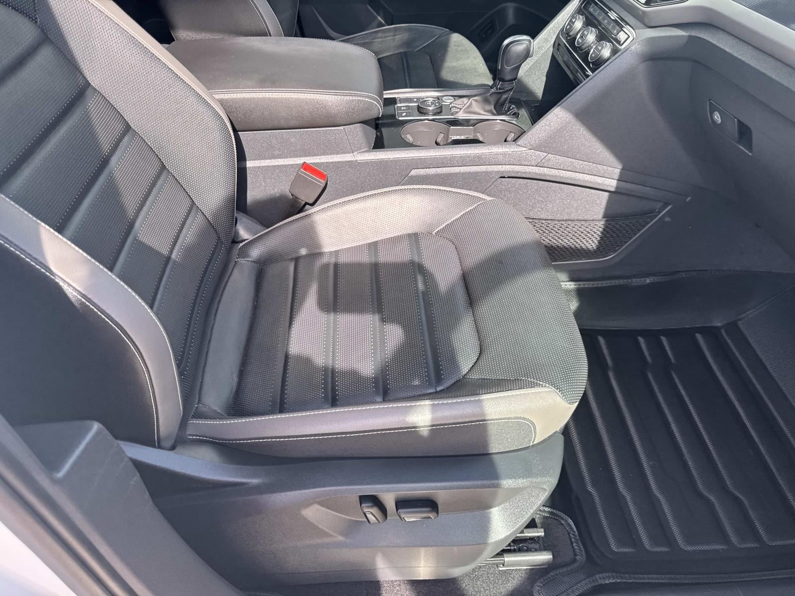 2022 Volkswagen Atlas 3.6L V6 SEL Premium R-Line 4MOTION