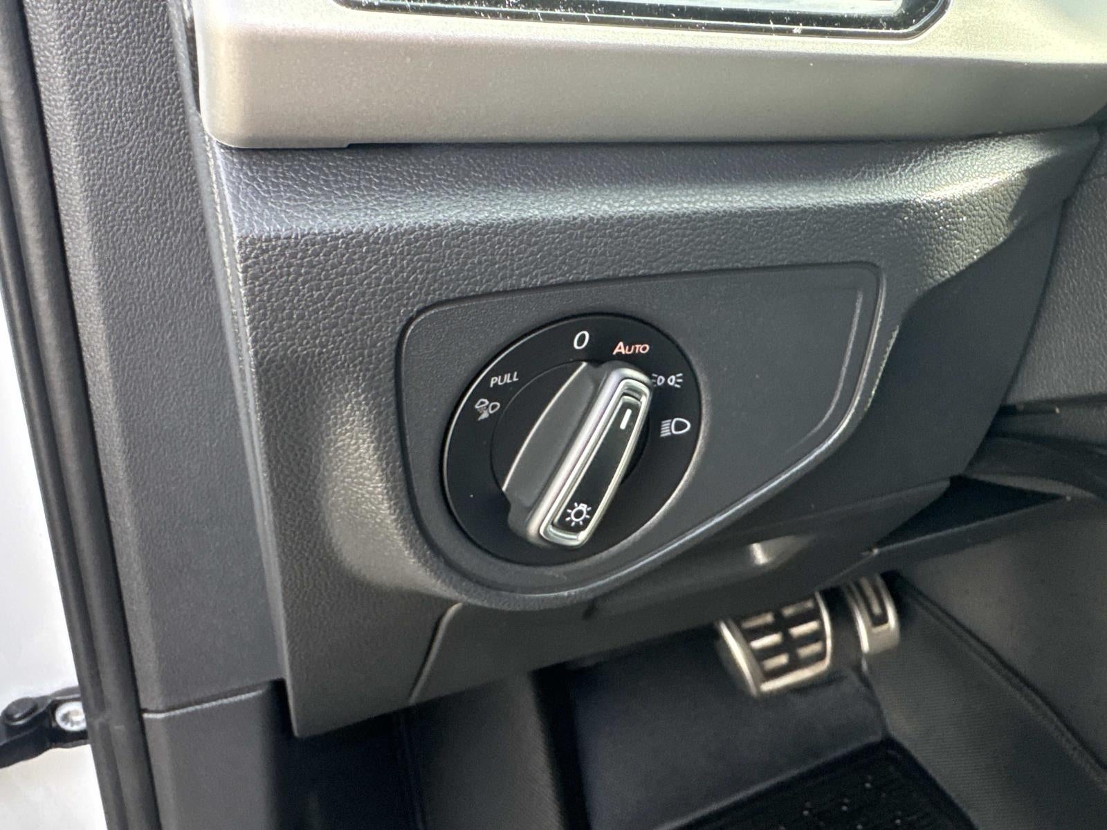 2022 Volkswagen Atlas 3.6L V6 SEL Premium R-Line 4MOTION