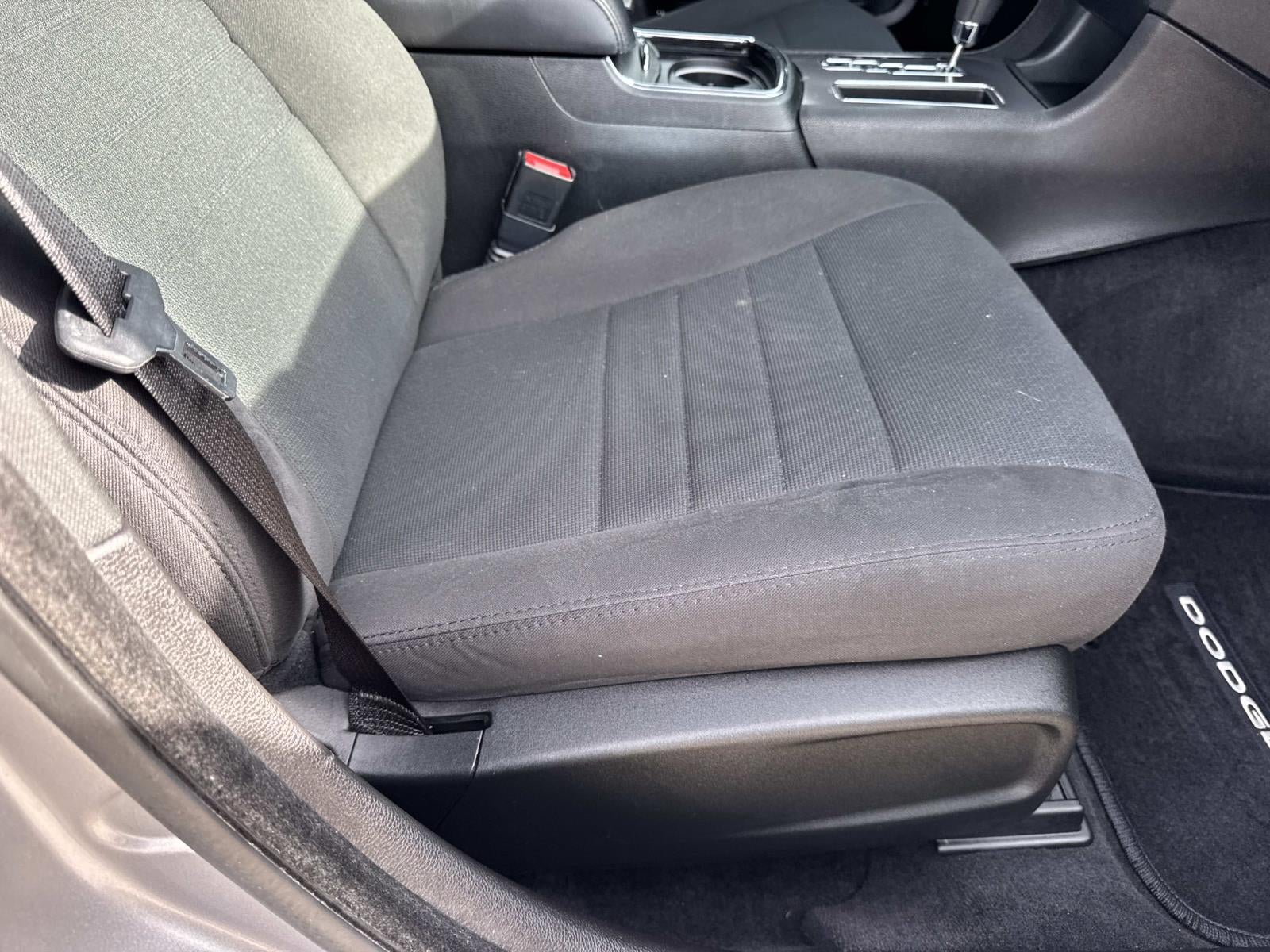 2014 Dodge Charger 4dr Sdn SE RWD