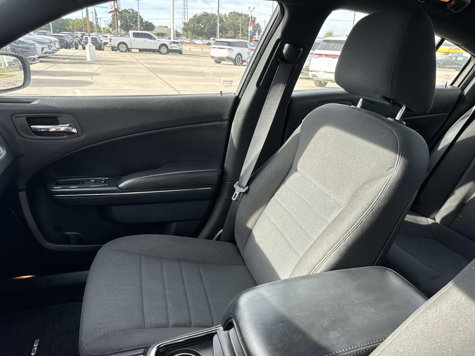 2014 Dodge Charger 4dr Sdn SE RWD