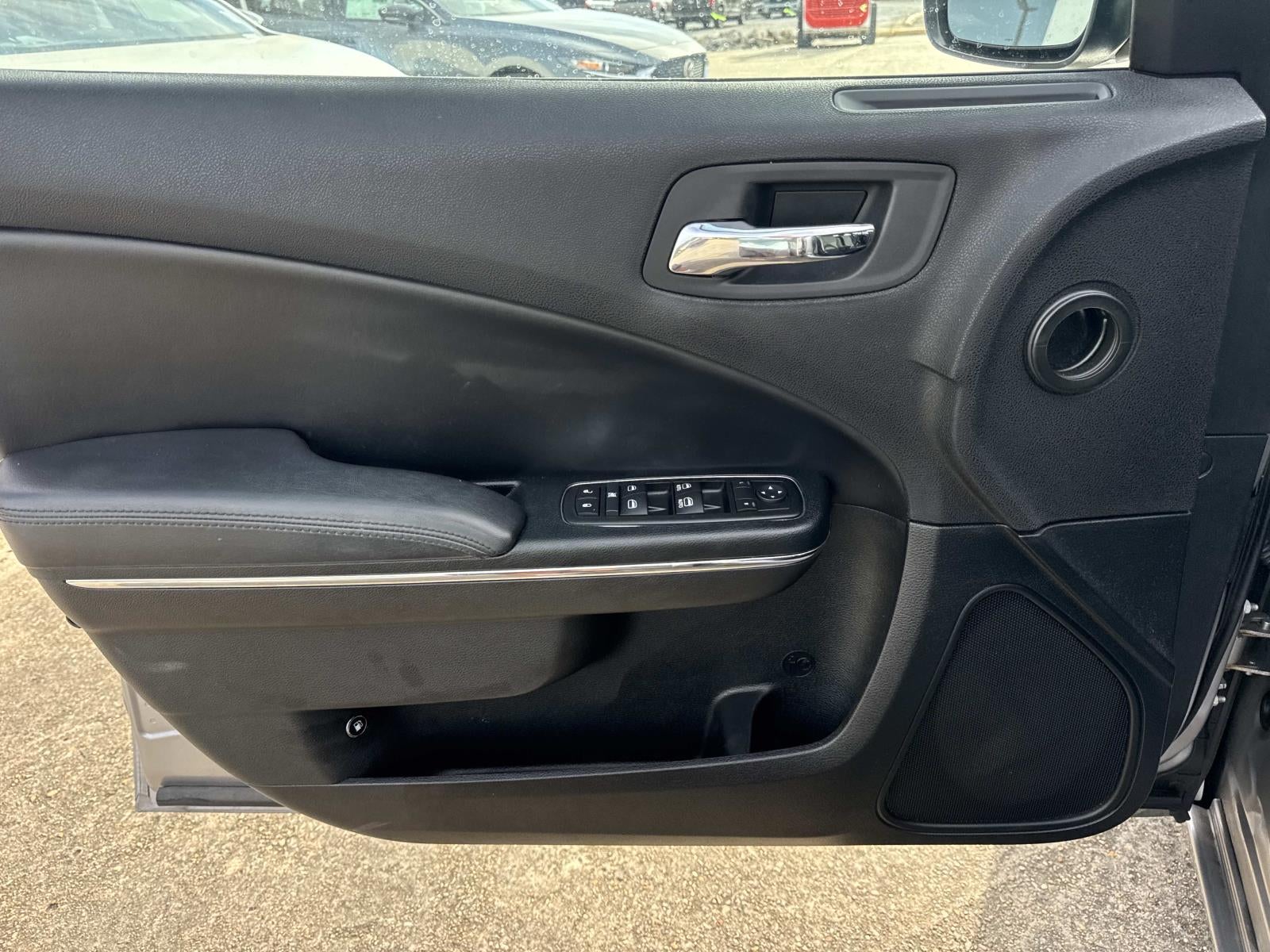 2014 Dodge Charger 4dr Sdn SE RWD