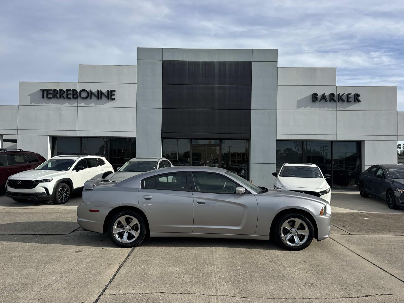 2014 Dodge Charger 4dr Sdn SE RWD