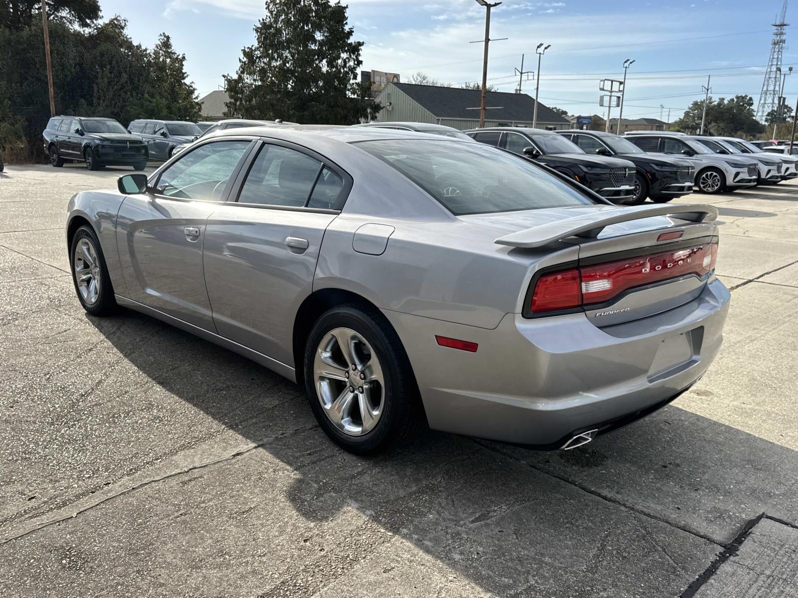 2014 Dodge Charger 4dr Sdn SE RWD