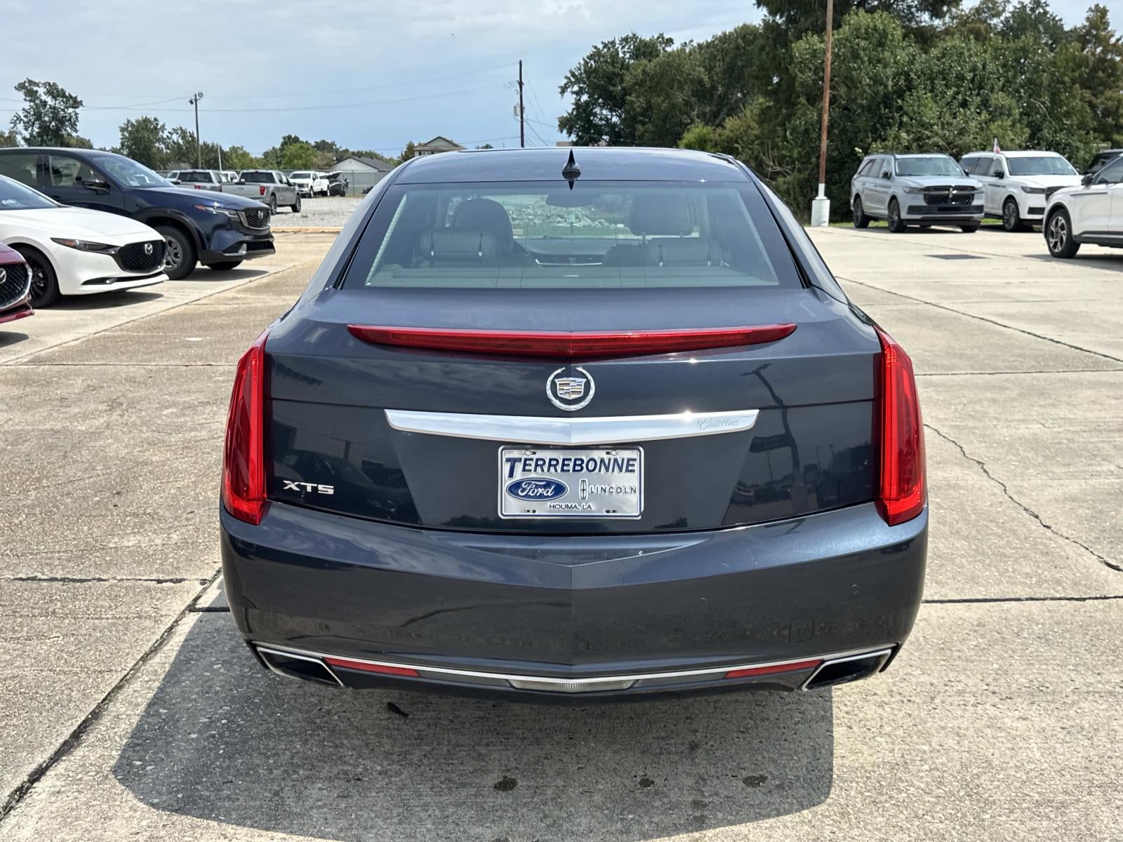 2014 Cadillac XTS 4dr Sdn Premium FWD