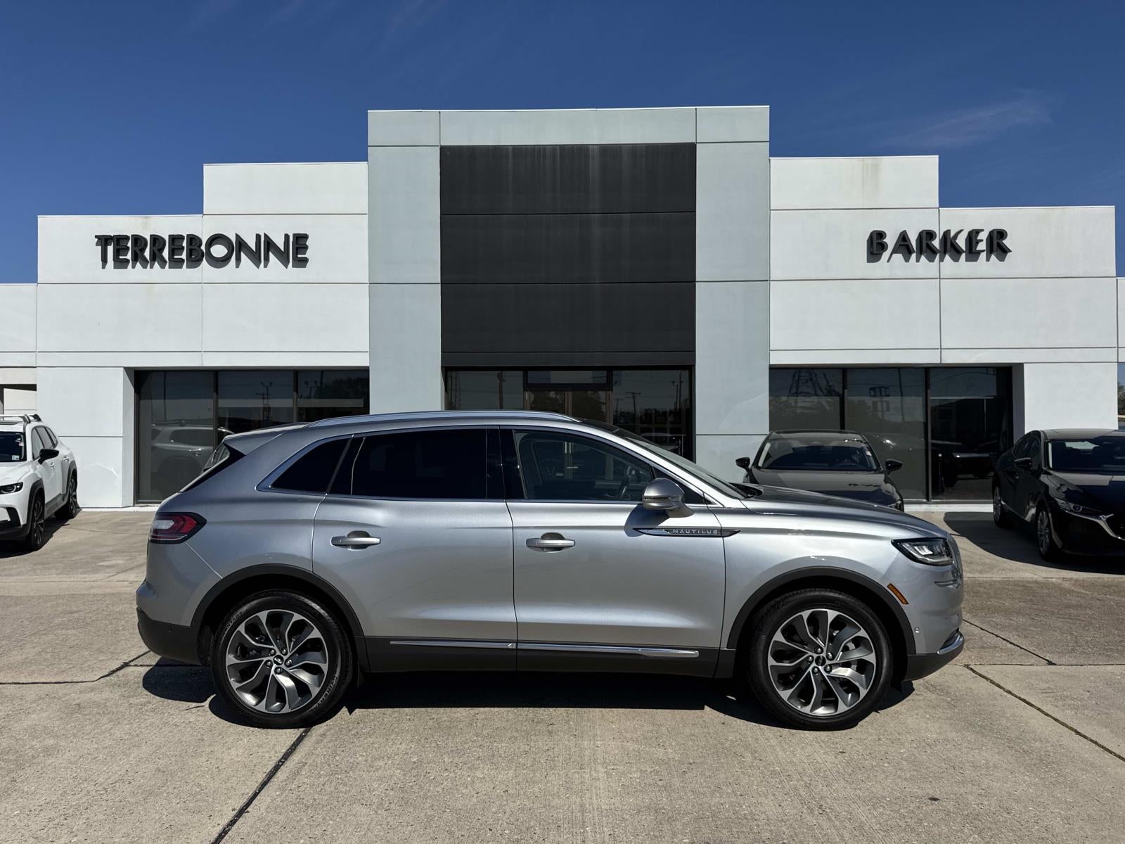 2022 Lincoln Nautilus Reserve FWD