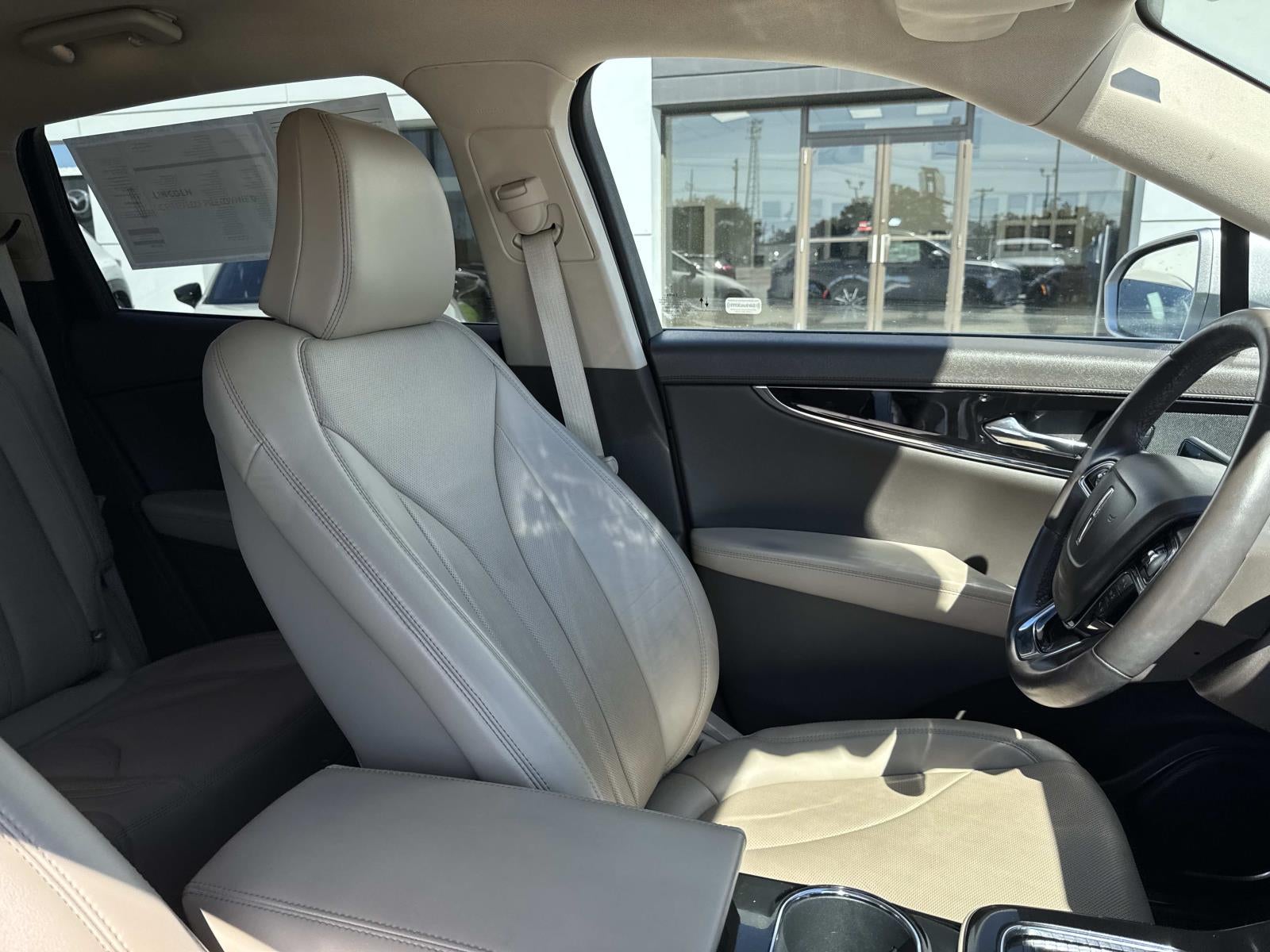 2022 Lincoln Nautilus Reserve FWD