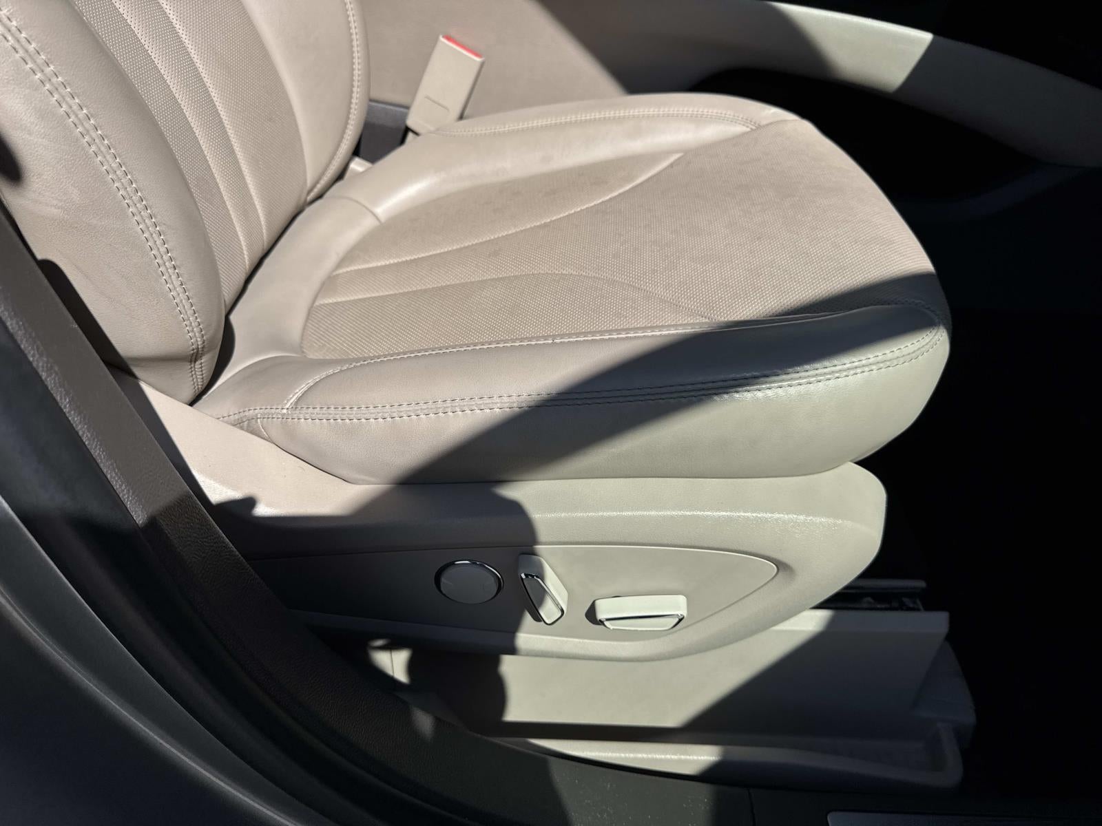 2022 Lincoln Nautilus Reserve FWD