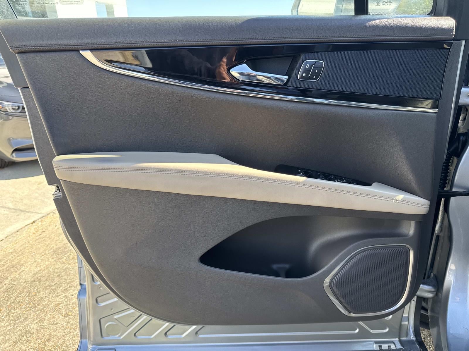 2022 Lincoln Nautilus Reserve FWD