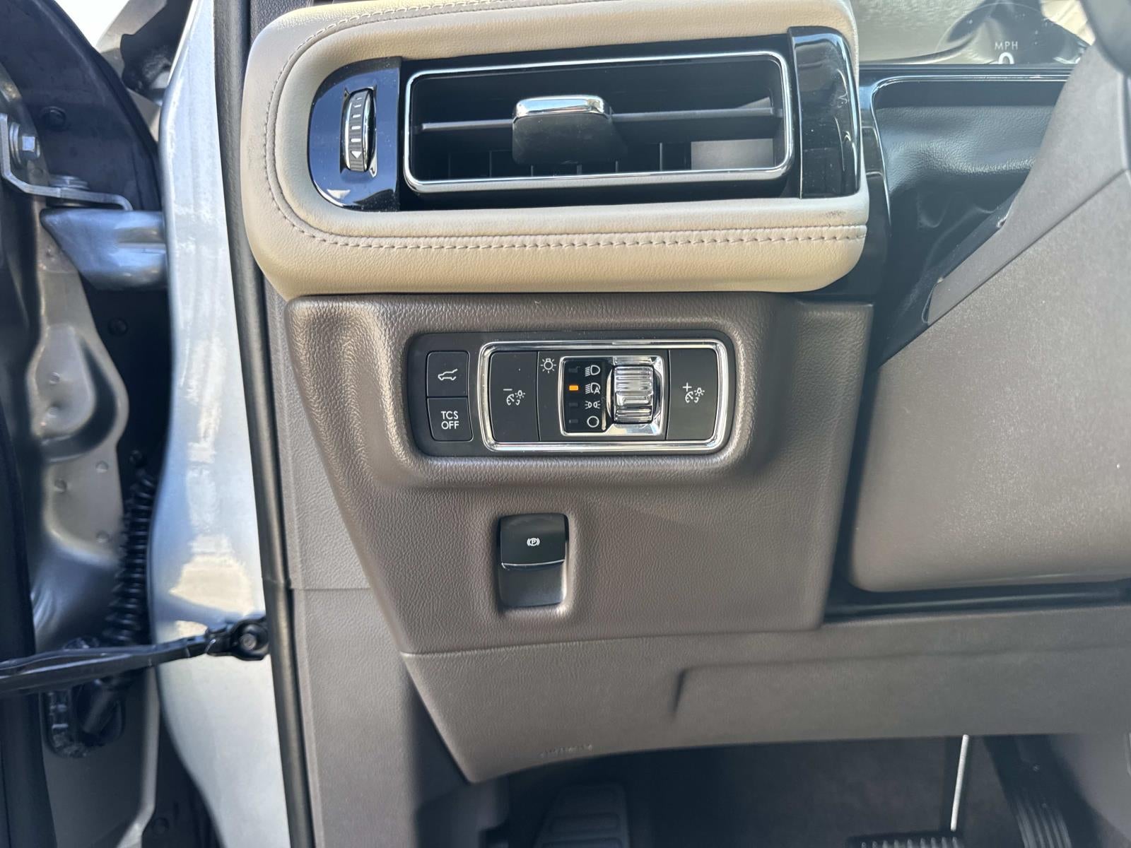 2022 Lincoln Nautilus Reserve FWD