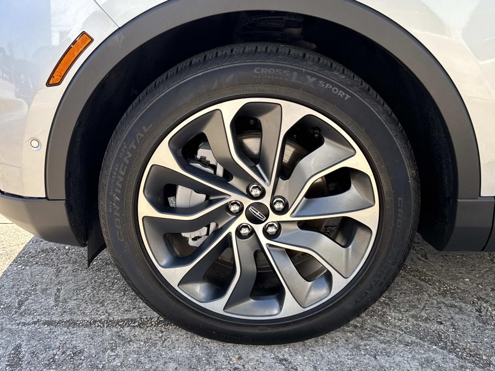 2022 Lincoln Nautilus Reserve FWD