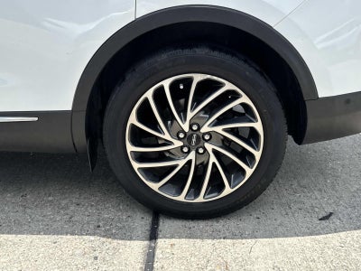 2020 Lincoln Nautilus Reserve FWD