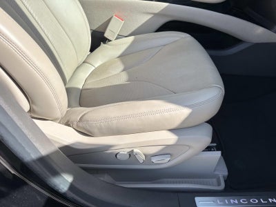 2023 Lincoln Nautilus Reserve FWD