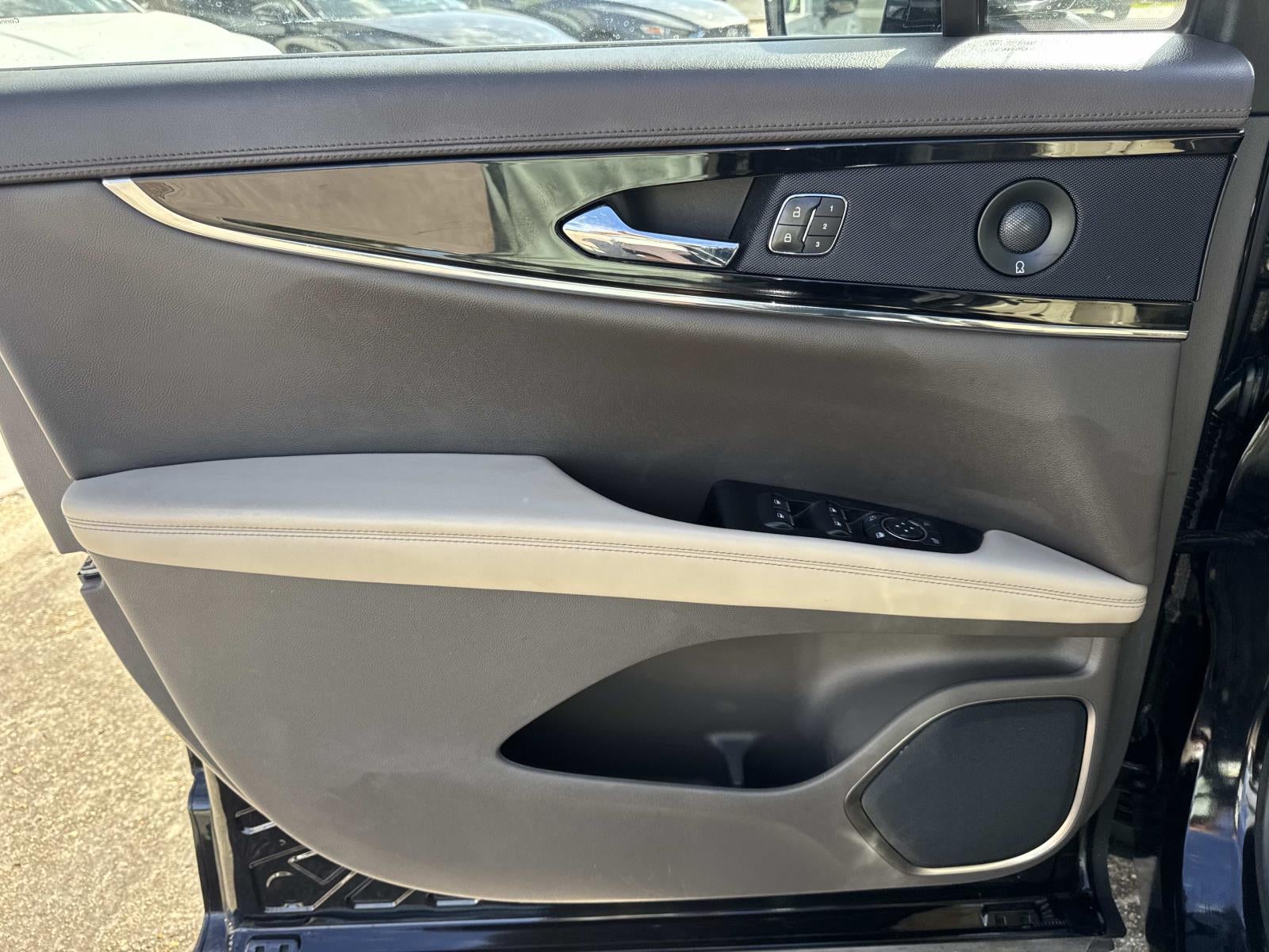 2023 Lincoln Nautilus Reserve FWD