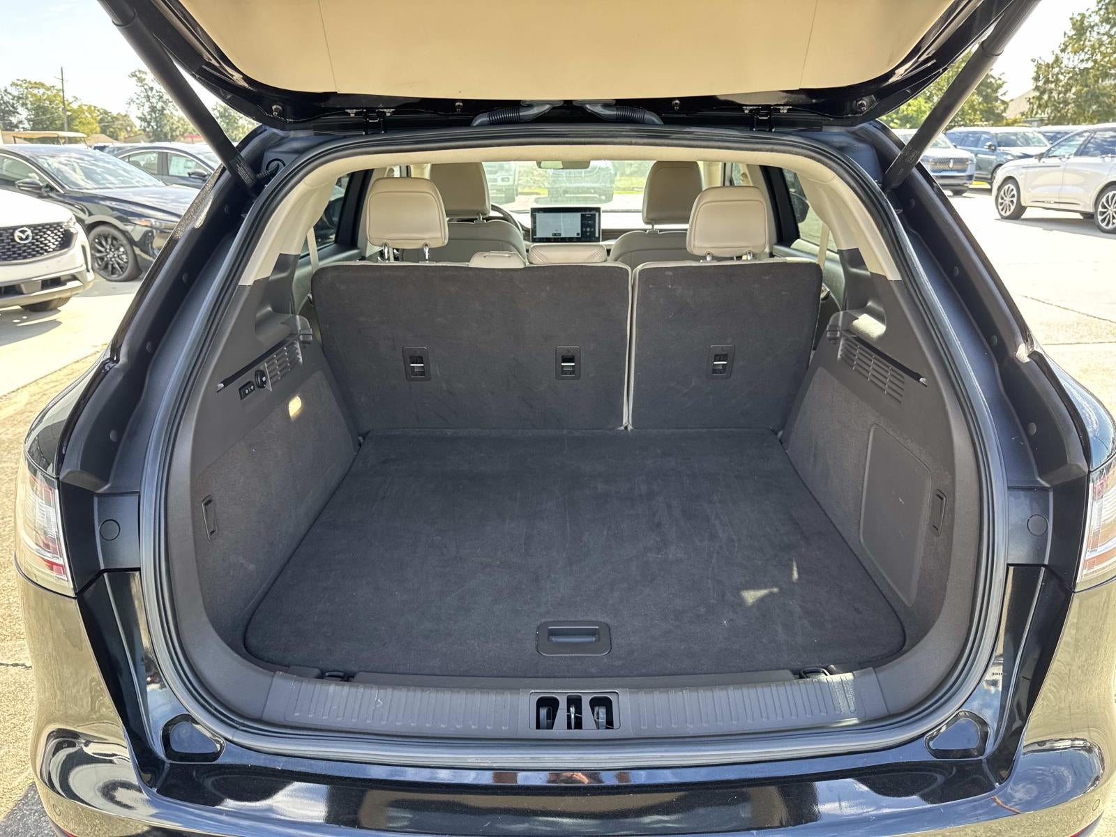 2023 Lincoln Nautilus Reserve FWD