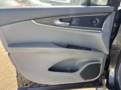 2019 Lincoln Nautilus Reserve FWD