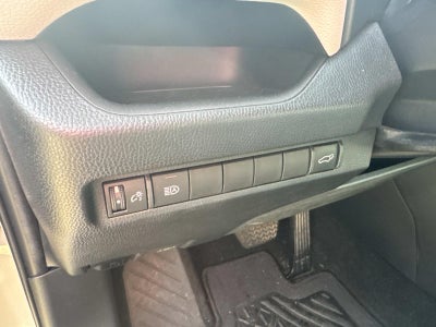 2023 Toyota RAV4 XLE Premium FWD (Natl)