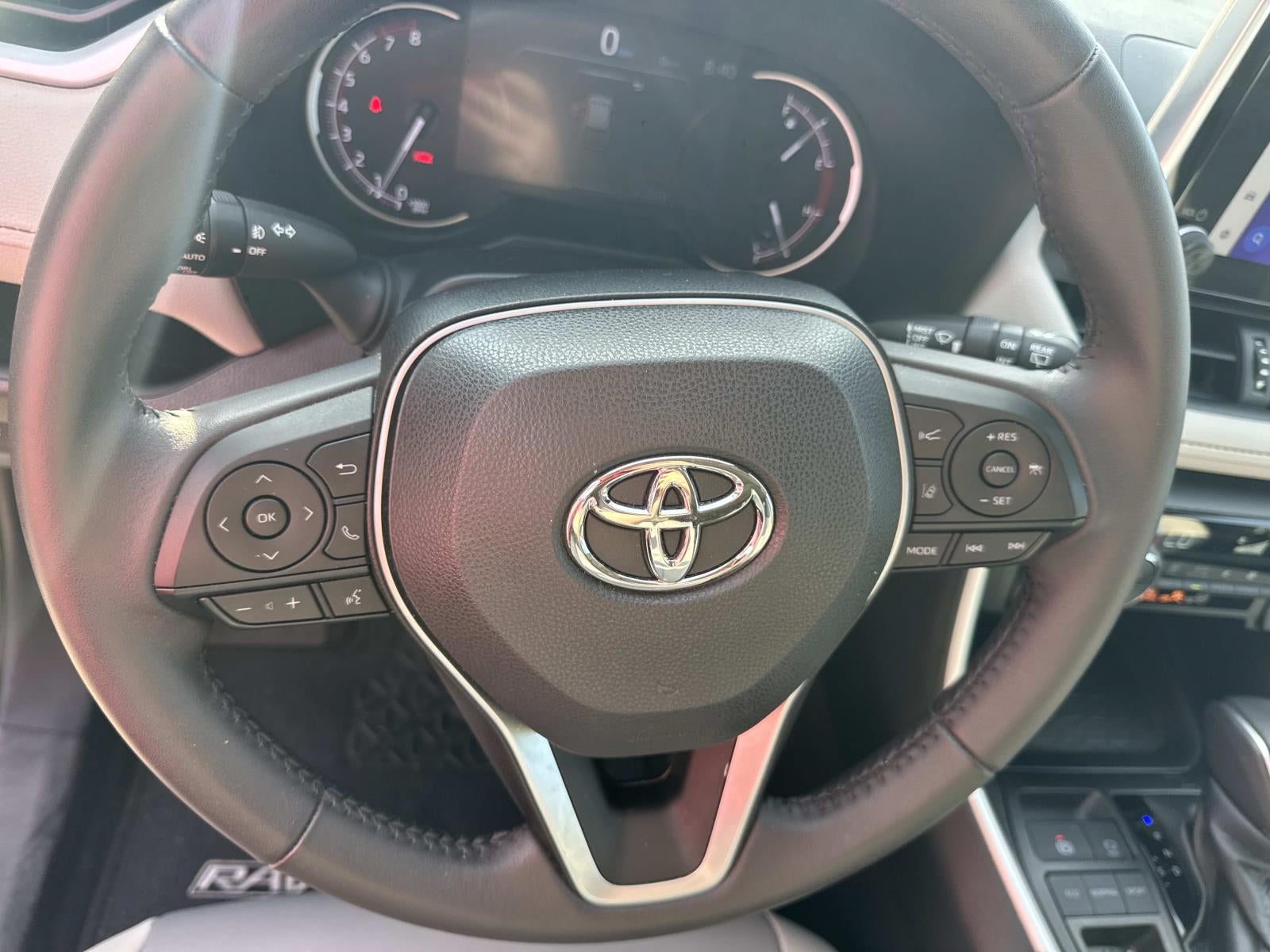 2023 Toyota RAV4 XLE Premium FWD (Natl)