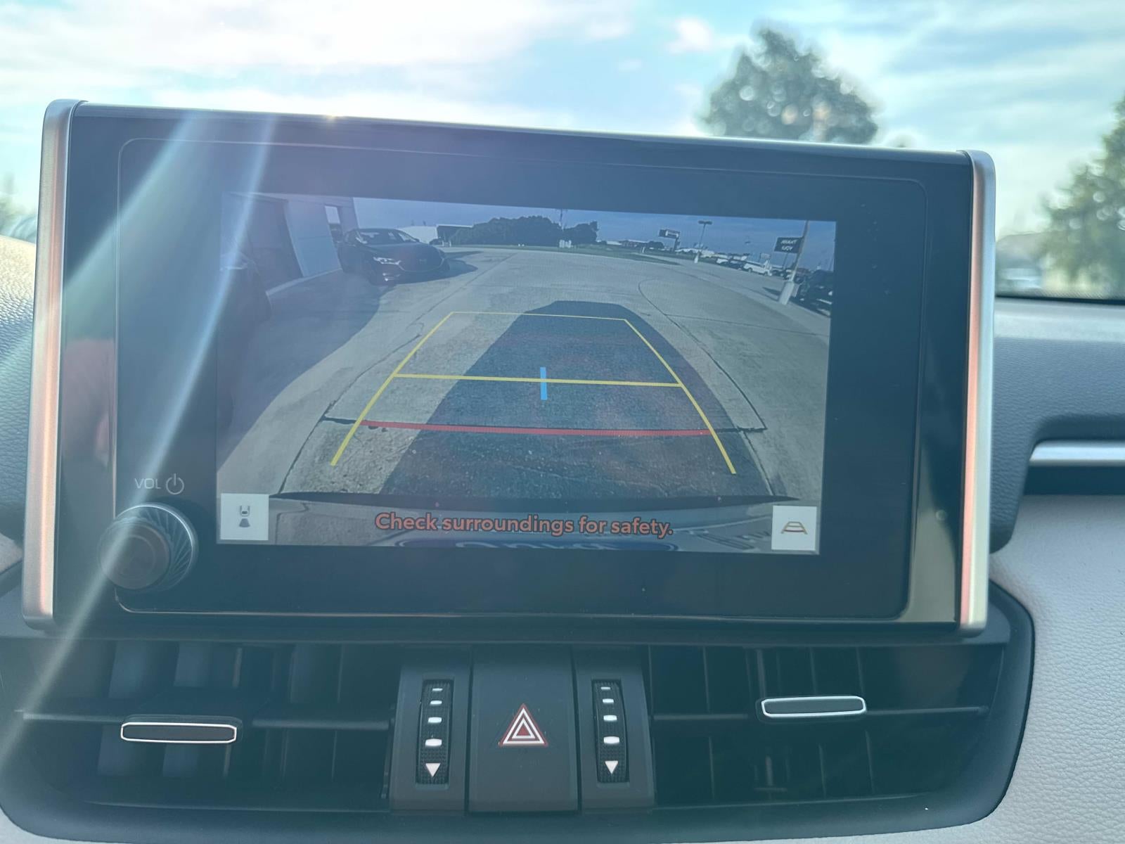 2023 Toyota RAV4 XLE Premium FWD (Natl)