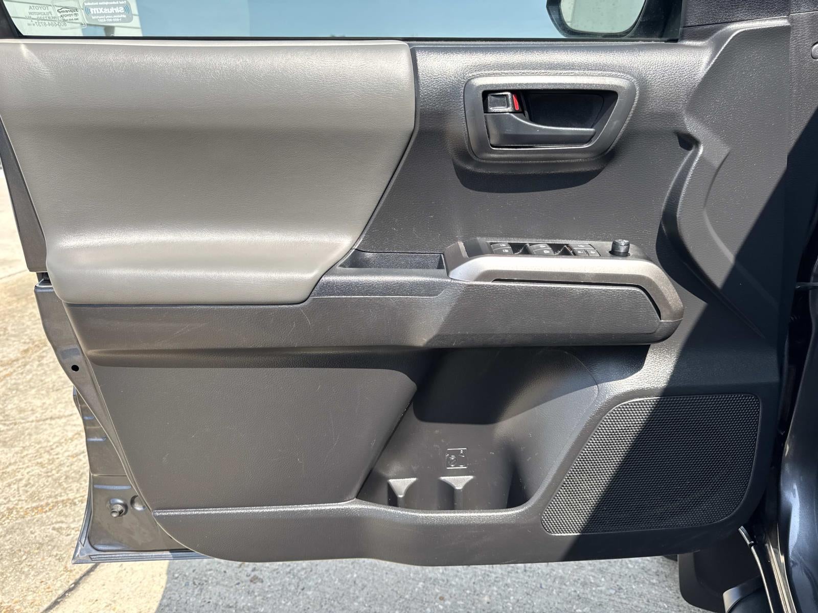 2023 Toyota Tacoma 2WD SR5 Double Cab 5' Bed V6 AT (Natl)