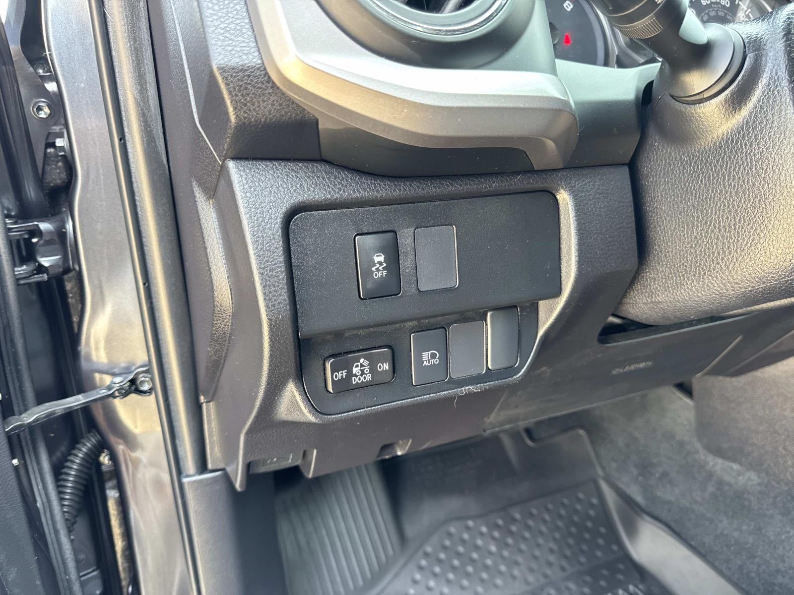 2023 Toyota Tacoma 2WD SR5 Double Cab 5' Bed V6 AT (Natl)