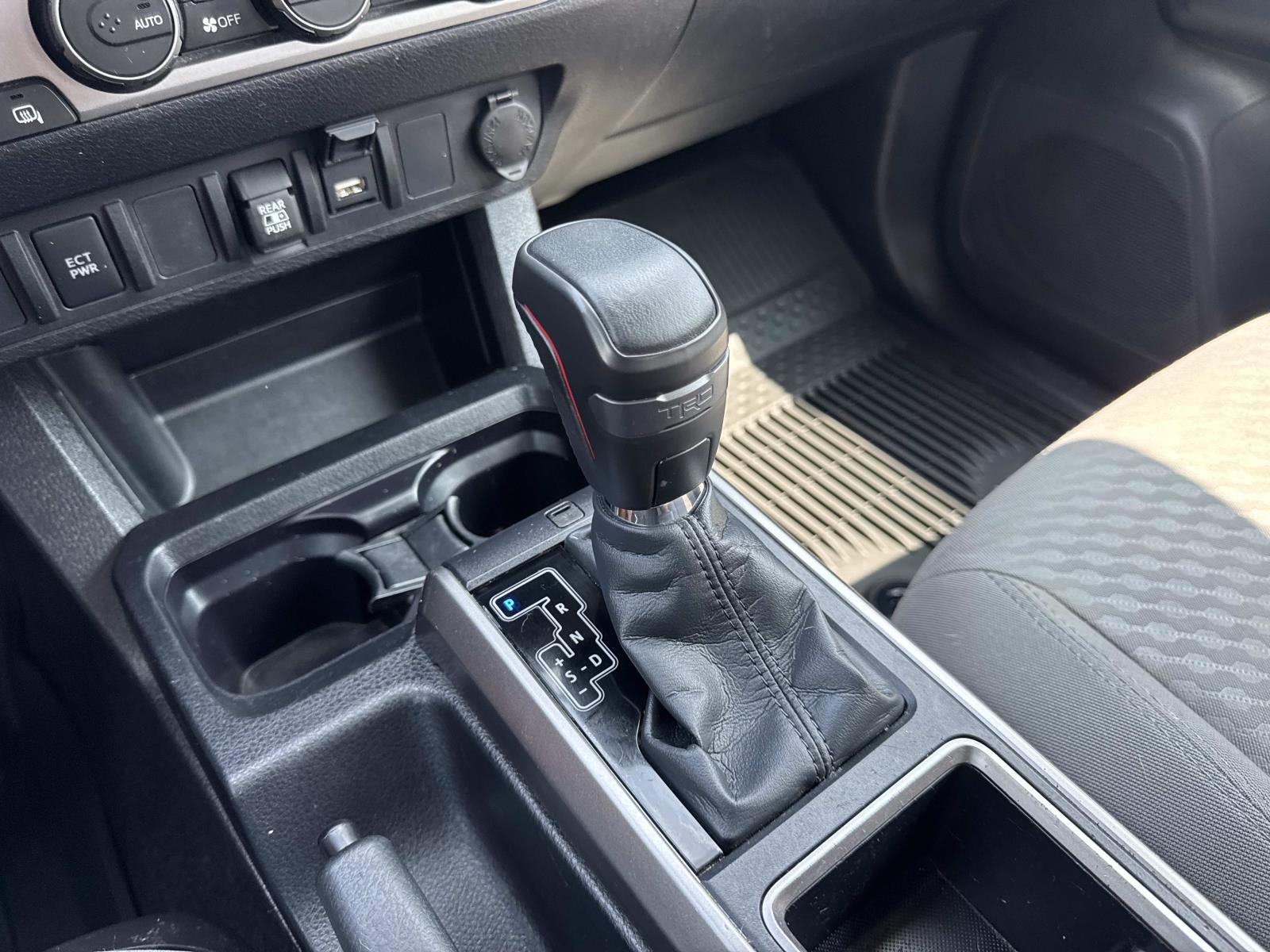 2023 Toyota Tacoma 2WD SR5 Double Cab 5' Bed V6 AT (Natl)