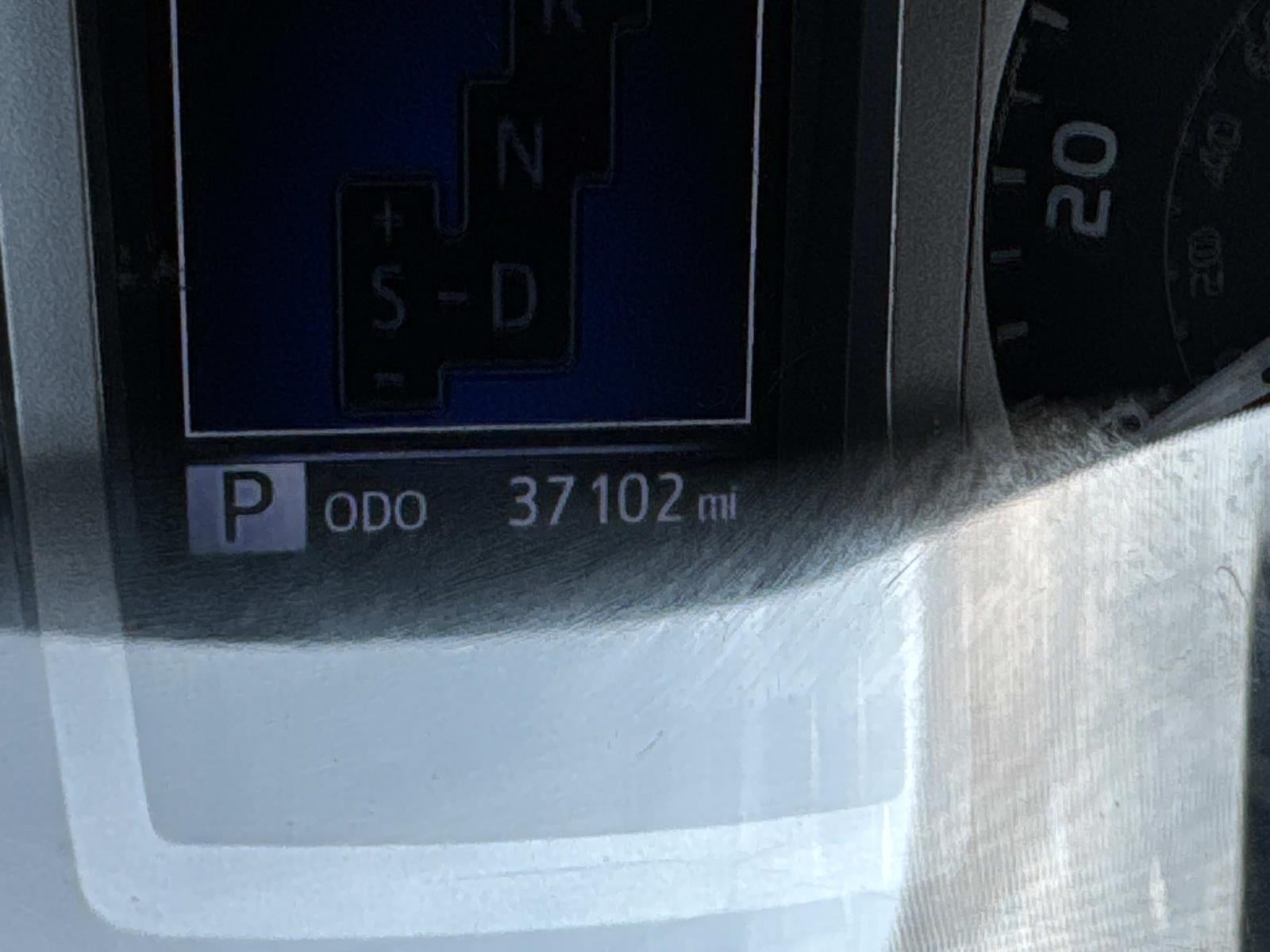 2023 Toyota Tacoma 2WD SR5 Double Cab 5' Bed V6 AT (Natl)