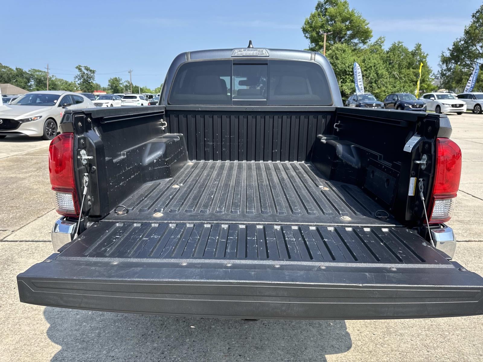 2023 Toyota Tacoma 2WD SR5 Double Cab 5' Bed V6 AT (Natl)