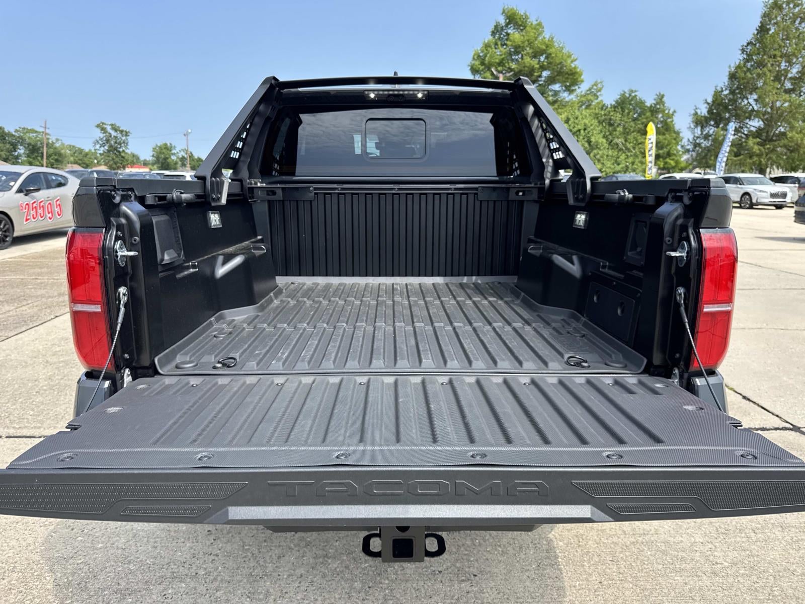 2025 Toyota Tacoma 4WD TRD Off Road Hybrid Double Cab 5' Bed AT (Natl)