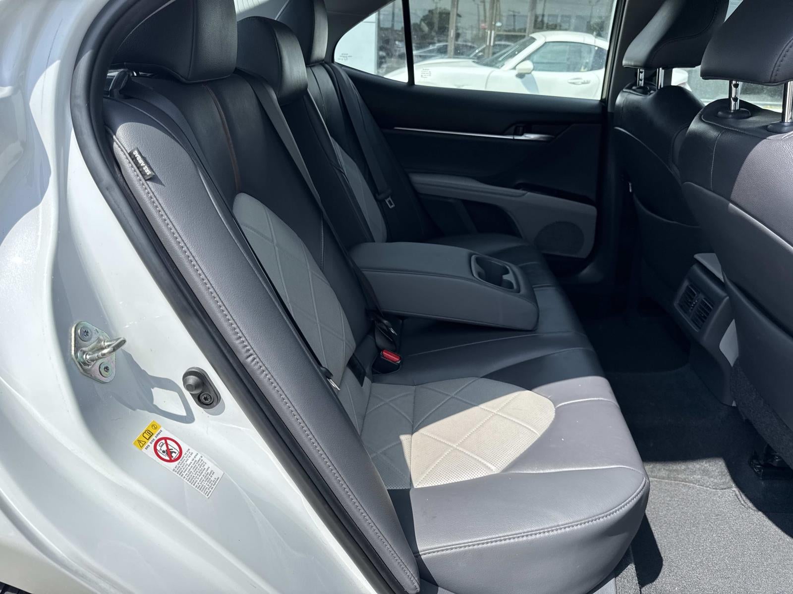 2018 Toyota Camry SE Auto (Natl)