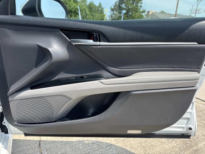 2018 Toyota Camry SE Auto (Natl)