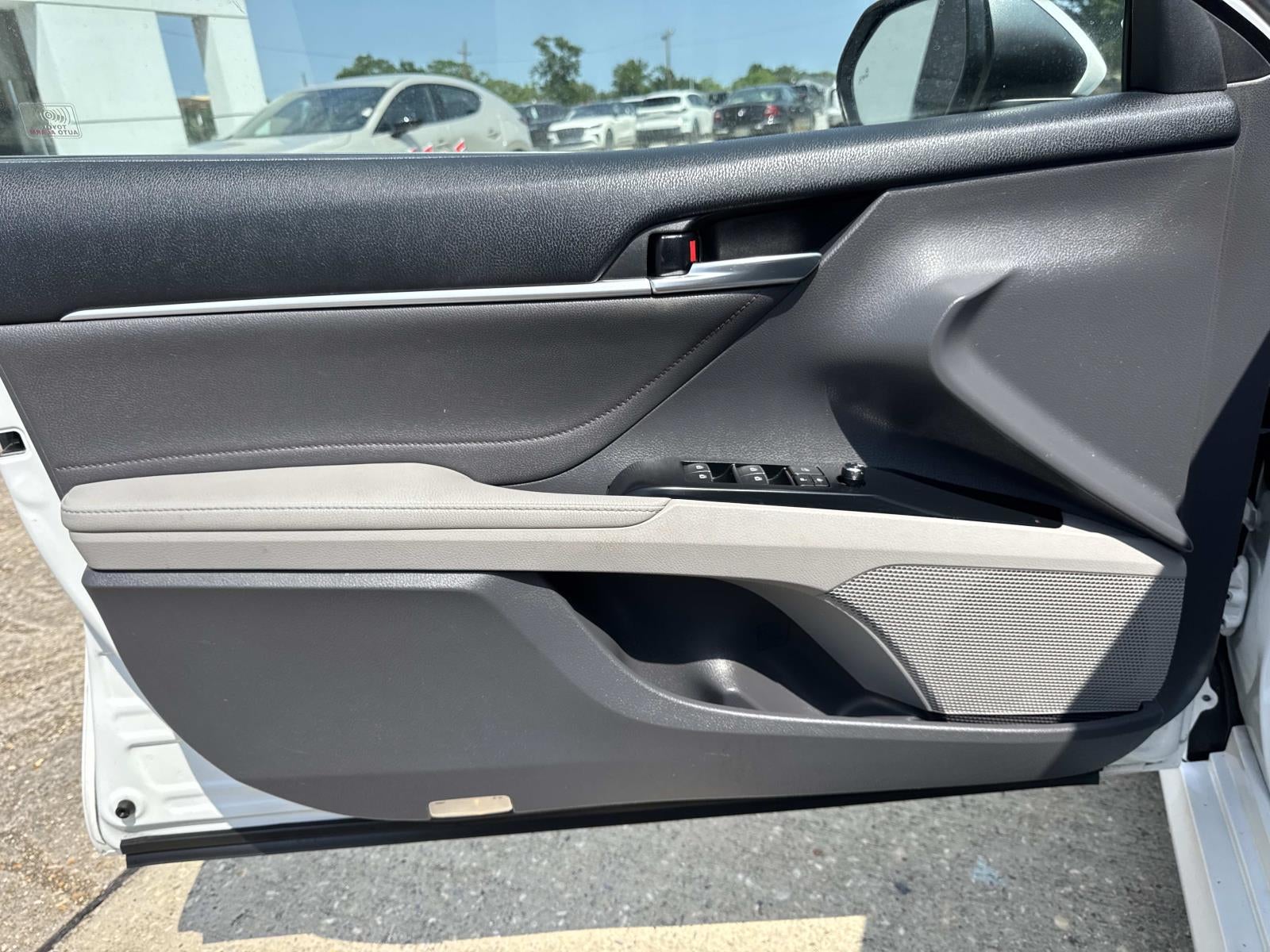 2018 Toyota Camry SE Auto (Natl)