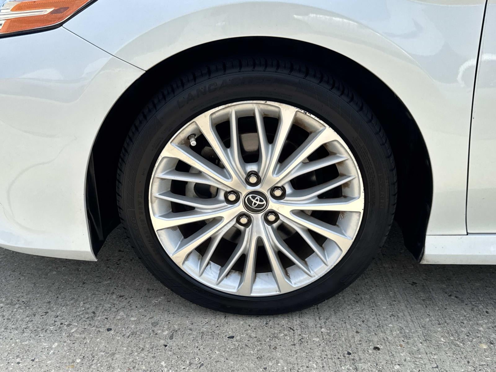 2018 Toyota Camry SE Auto (Natl)