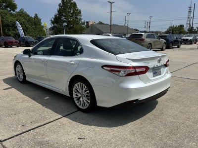 2018 Toyota Camry SE Auto (Natl)