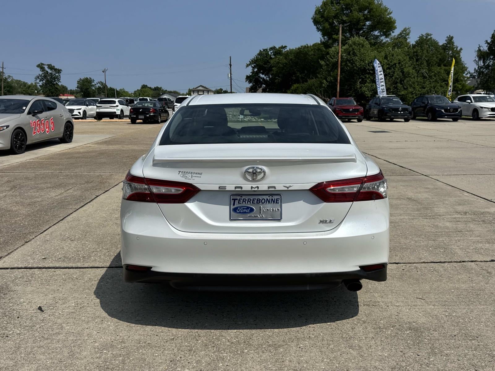2018 Toyota Camry SE Auto (Natl)