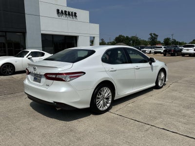 2018 Toyota Camry SE Auto (Natl)