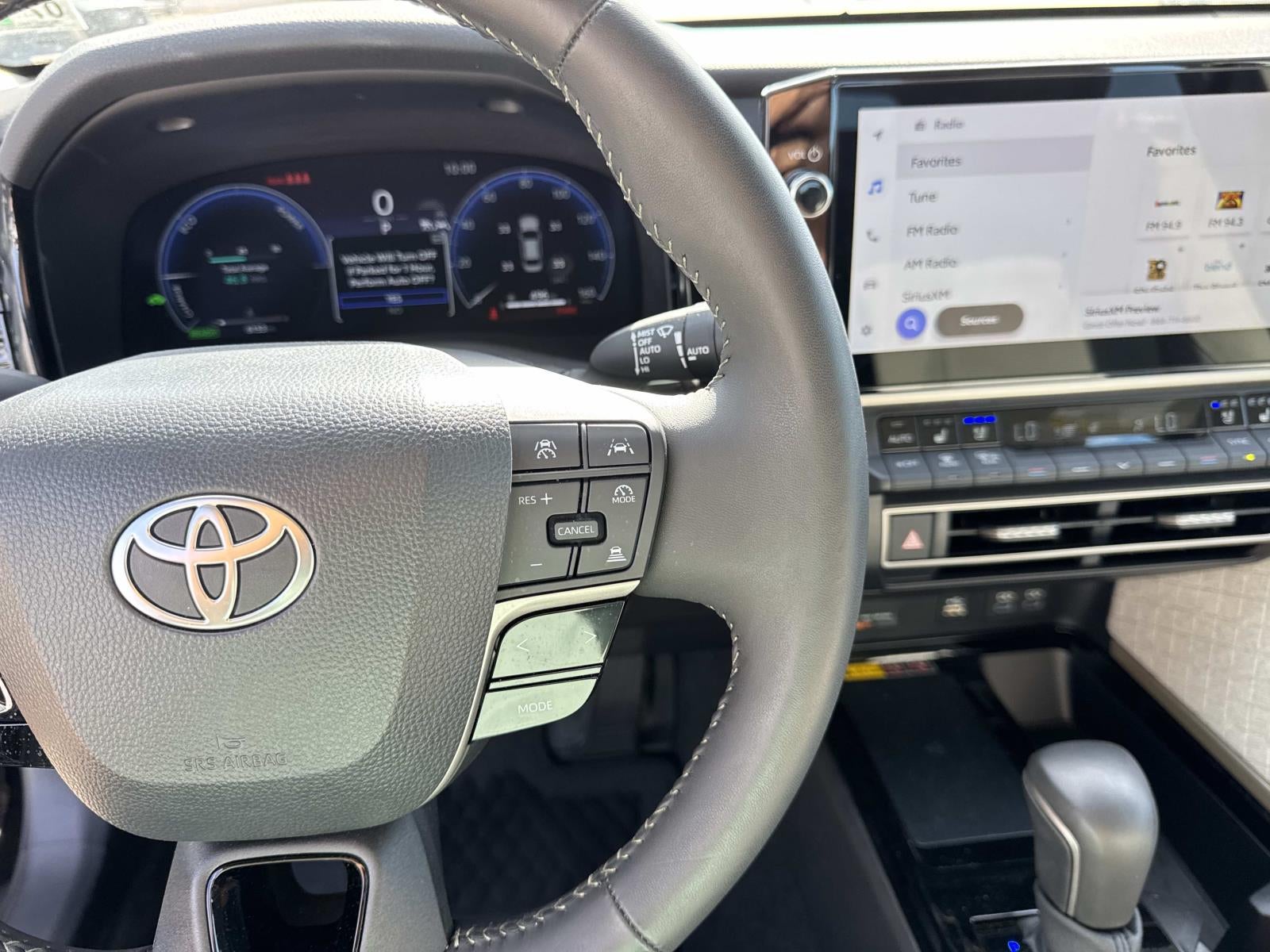 2025 Toyota Camry XSE (Natl)