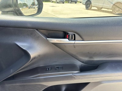 2024 Toyota Camry SE Auto (Natl)