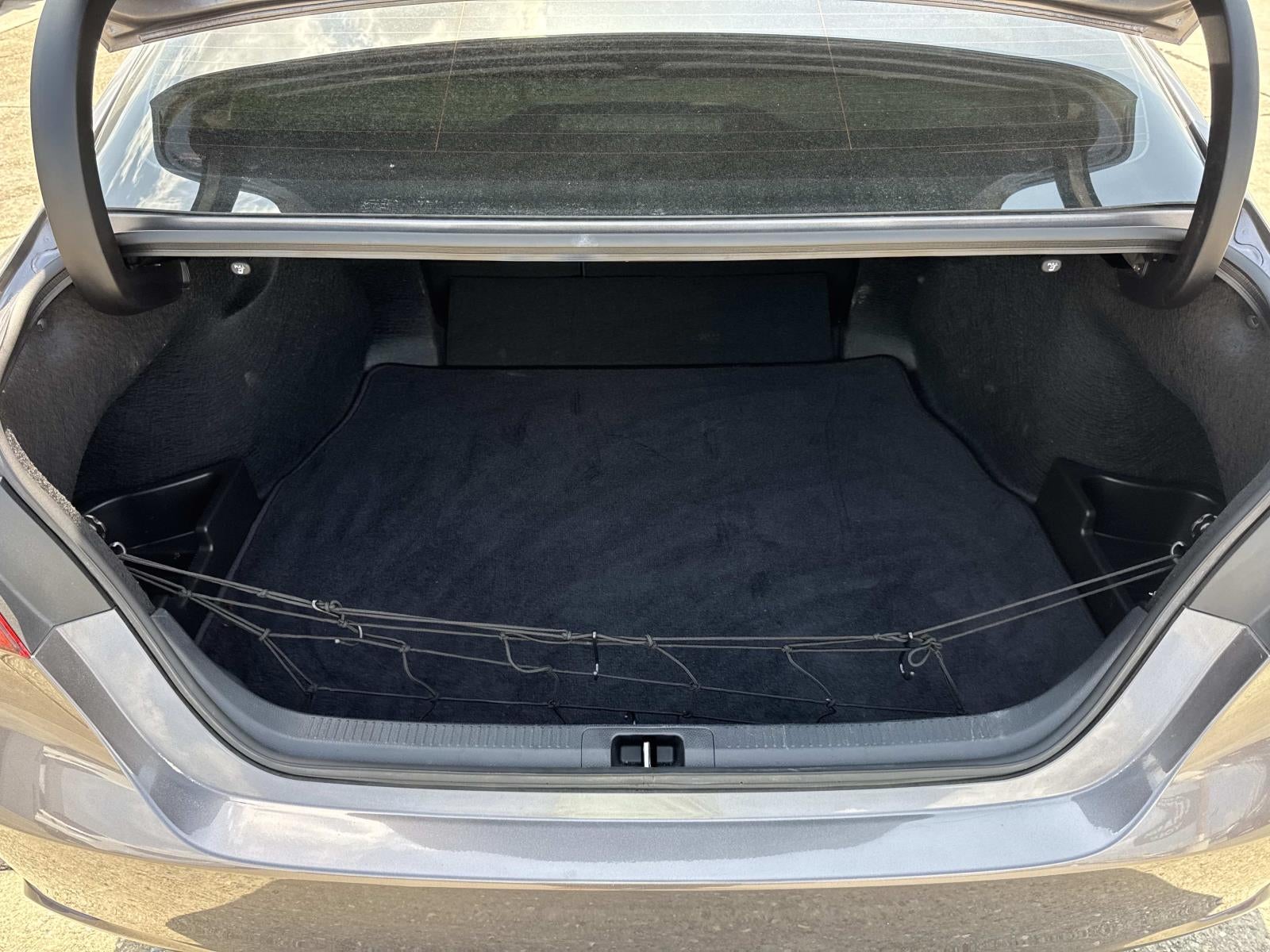 2024 Toyota Camry SE Auto (Natl)