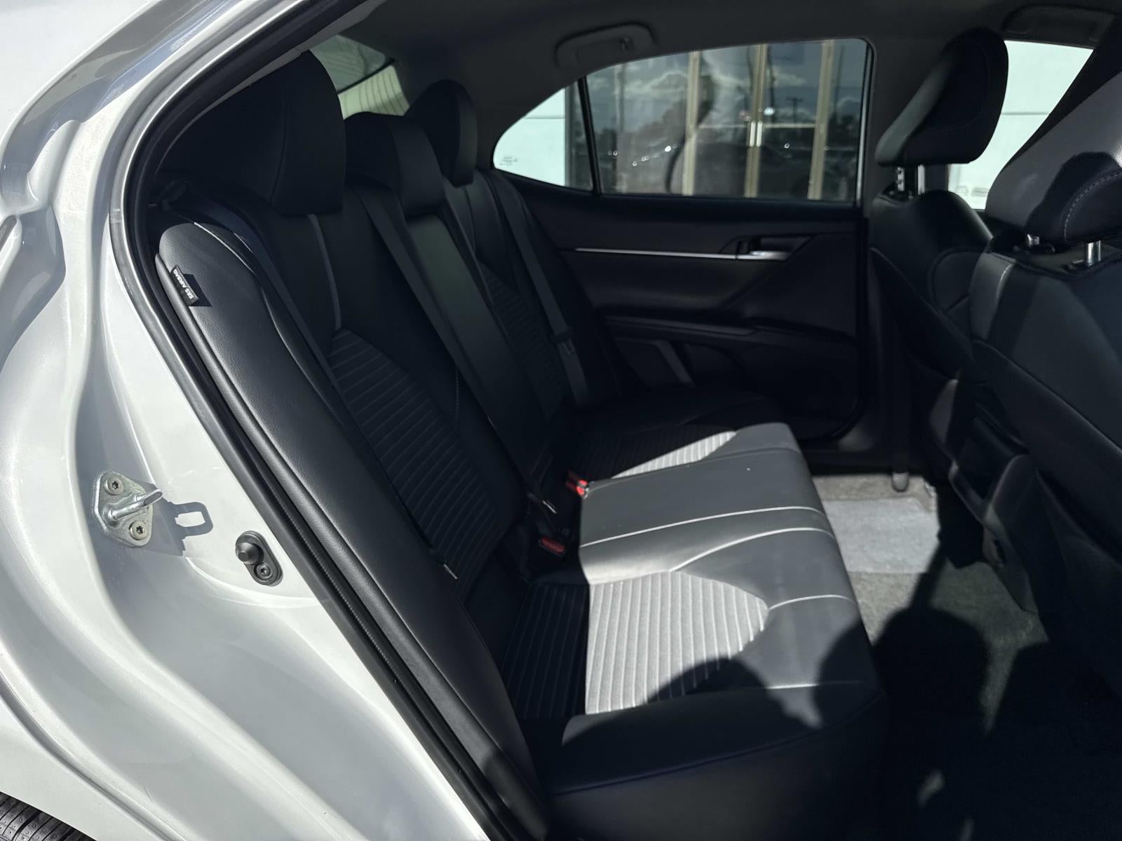 2023 Toyota Camry SE Nightshade Auto (Natl)