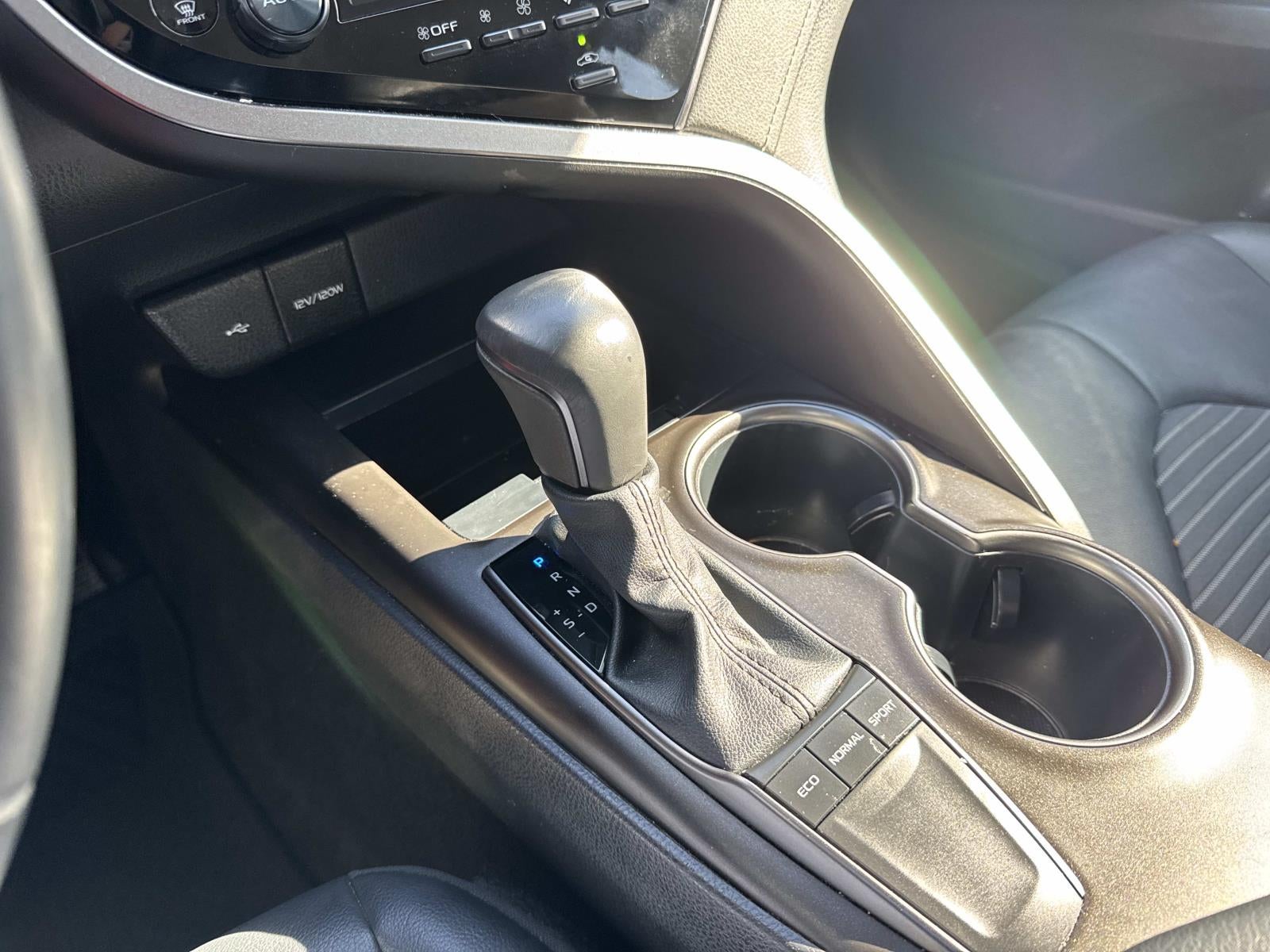 2023 Toyota Camry SE Nightshade Auto (Natl)