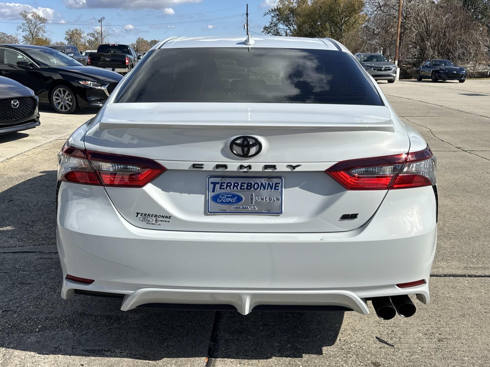 2023 Toyota Camry SE Nightshade Auto (Natl)