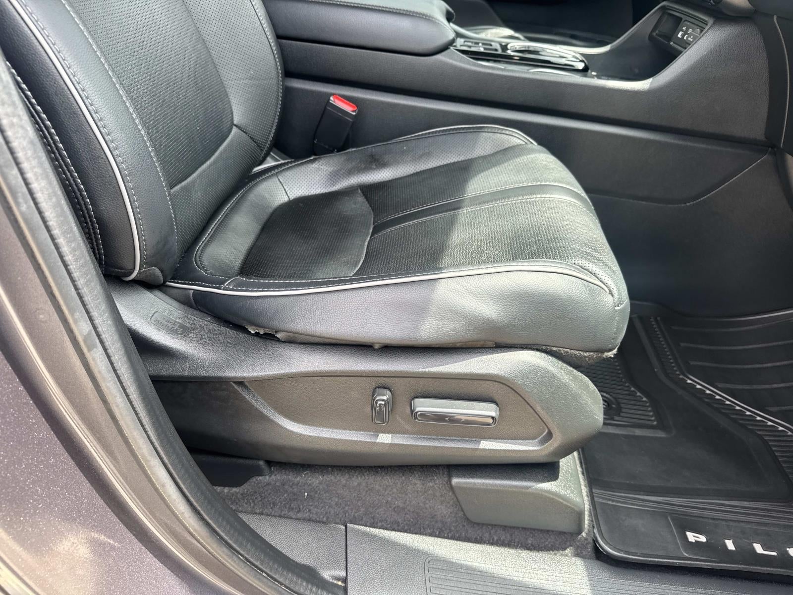 2023 Honda Pilot Elite AWD